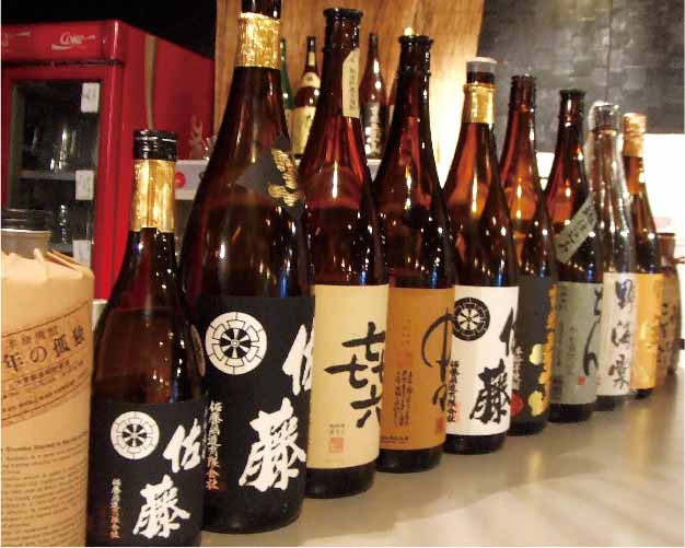 約100種類のお酒